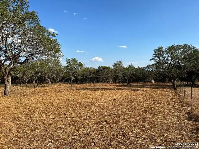 235 W Cambridge Rd, Wimberley, TX 78676 - Image #3