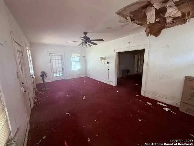 370 Huisache, San Antonio, TX 78212 - Image #3