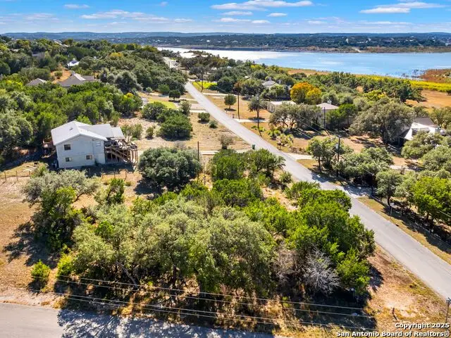 826 Lake Island, Canyon Lake, TX 78133 - #2