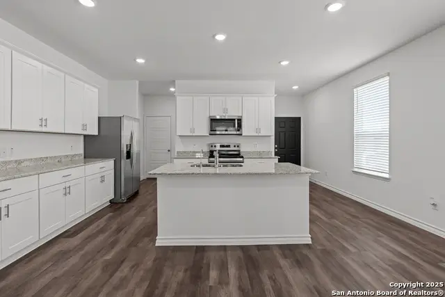 4141 Bermuda Ln, Seguin, TX 78155 - Image #2