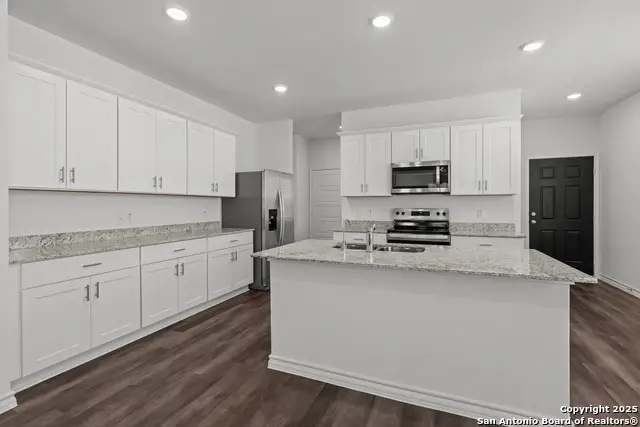 4141 Bermuda Ln, Seguin, TX 78155 - Image #3