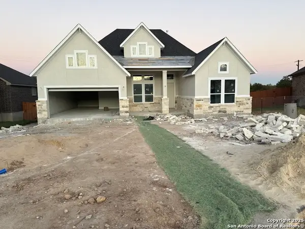 381 Jereth Crossing, Castroville, TX 78009