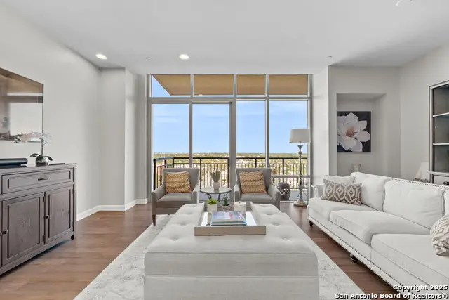 4242 Broadway Street #1505, San Antonio, TX 78209 - Image #2
