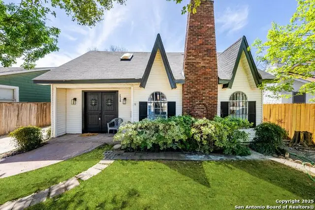 2046 W Mulberry Ave, San Antonio, TX 78201 - Image #1