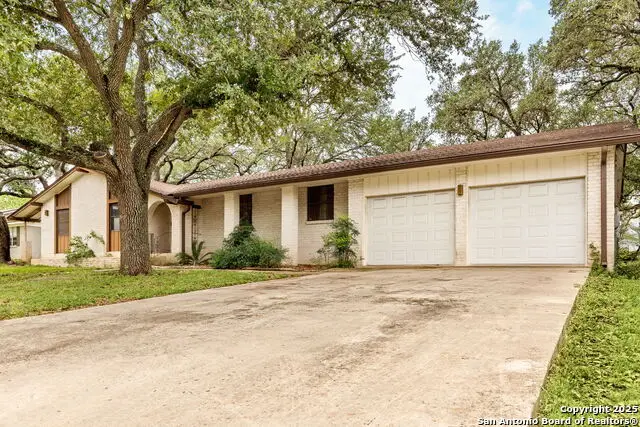 517 Oakwood, New Braunfels, TX 78130 - Image #2