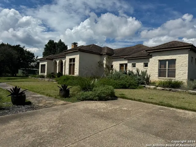 309 Horseshoe, Boerne, TX 78006 - Image #2