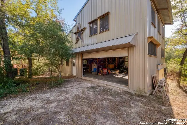 123 Bowie, Luling, TX 78648 - #3