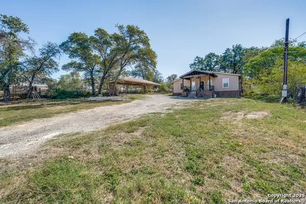4630 Waterwood Pass, Elmendorf, TX 78112