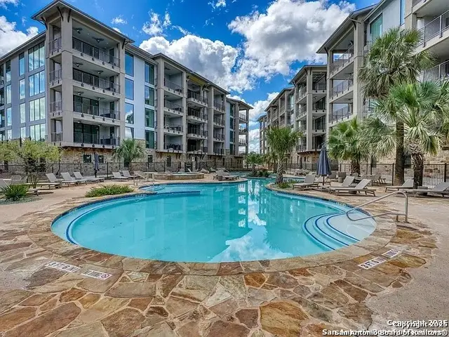 1000 The Cape #10, Horseshoe Bay, TX 78657 - Image #3