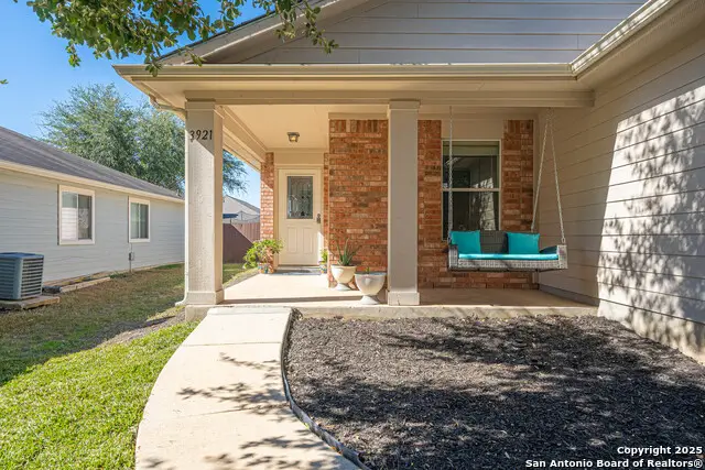 3921 Whisper Field, Schertz, TX 78108 - Image #3