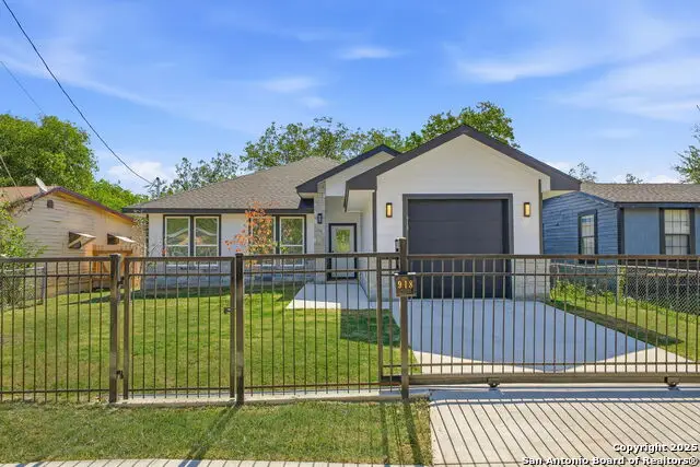 918 Berlin Ave, San Antonio, TX 78211 - Image #2