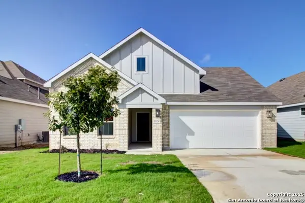 2418 White Daisy Hill, Converse, TX 78109