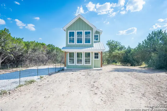 7828 Whartons Dock, Bandera, TX 78003 - Image #2