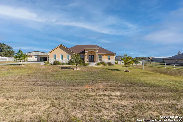 113 Westfield Landing, La Vernia, TX 78121 - Image #2