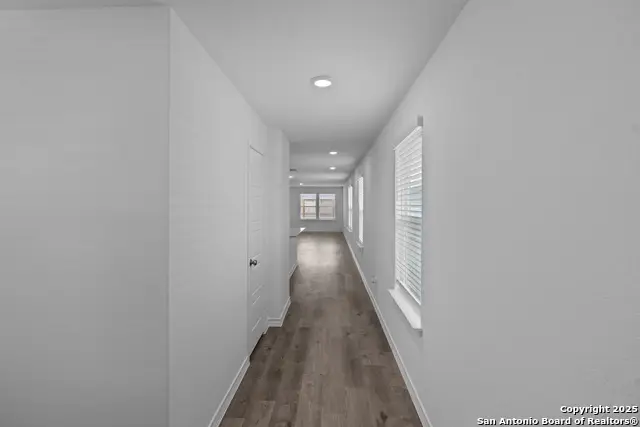 8250 Hamrick Circle, San Antonio, TX 78252 - Image #3