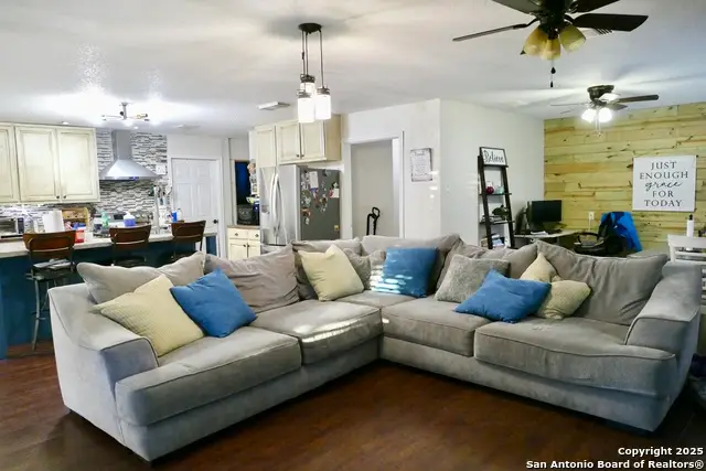 543 County Road 5781, Castroville, TX 78009 - Image #3