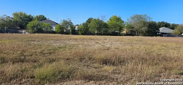 811 Toepperwein, Converse, TX 78109