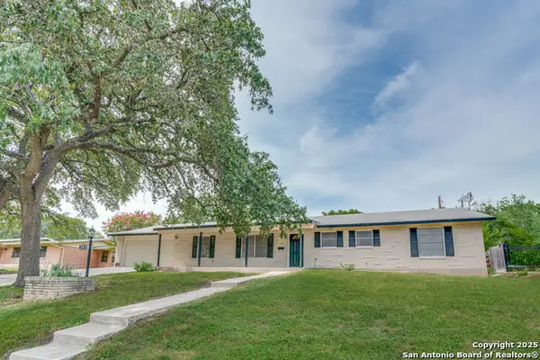 211 E Woodlake, San Antonio, TX 78229
