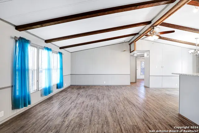 18066 La Gloria Rd, Elmendorf, TX 78112 - Image #3