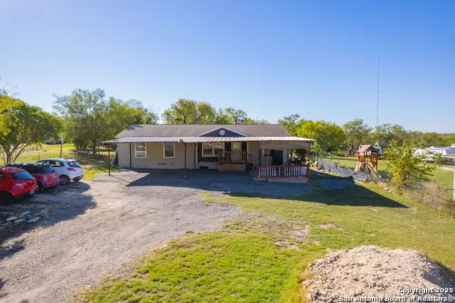 7176 Burshard Rd, San Antonio, TX 78263 - Image #2