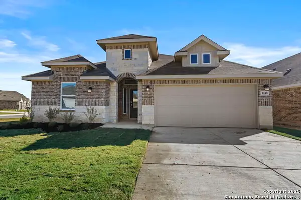 1248 Fox Wing Way, New Braunfels, TX 78132