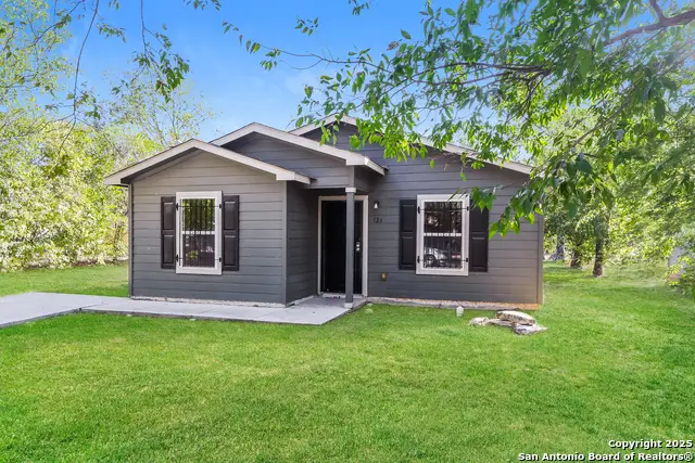 126 San Ignacio, San Antonio, TX 78237 - Image #2
