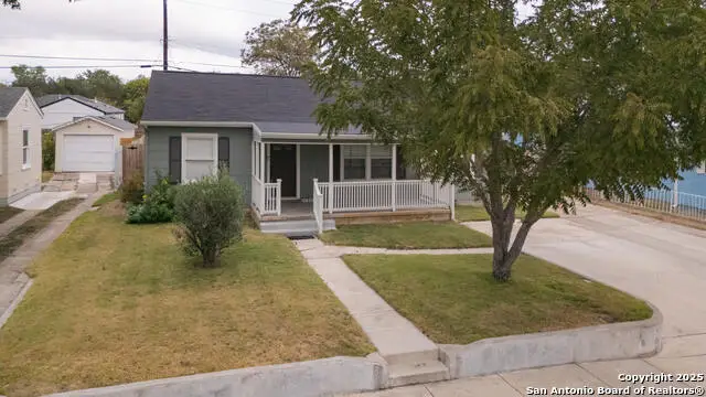 2407 W Mistletoe Ave, San Antonio, TX 78228 - Image #1