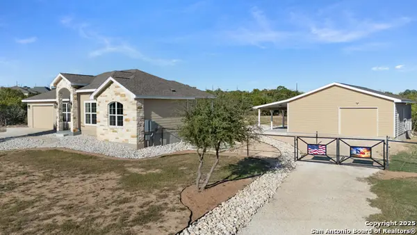 710 Stars And Stripes, Fischer, TX 78623