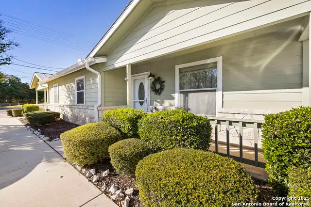 121 S Plant Ave #APT 102, Boerne, TX 78006 - Image #2