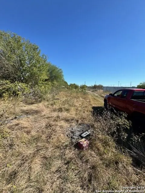 9157 Newcombe Dr, Converse, TX 78109 - Image #2