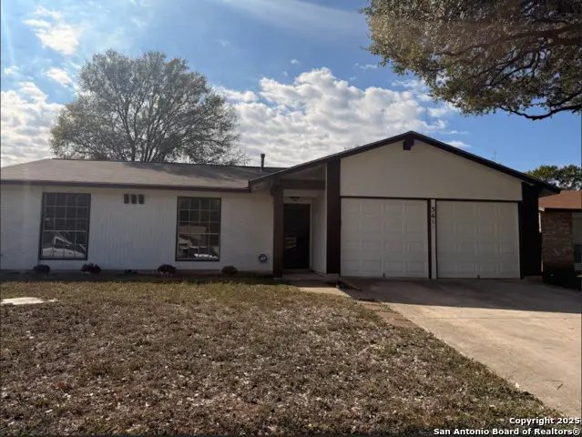 3415 Meadow Dr., San Antonio, TX 78251 - Image #1