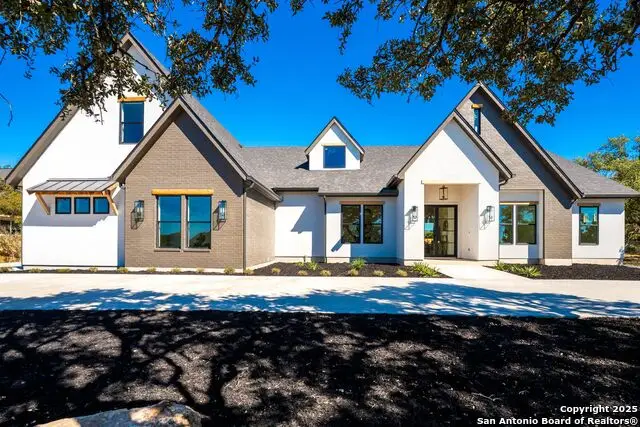 424 Rittimann, Spring Branch, TX 78070 - Image #2