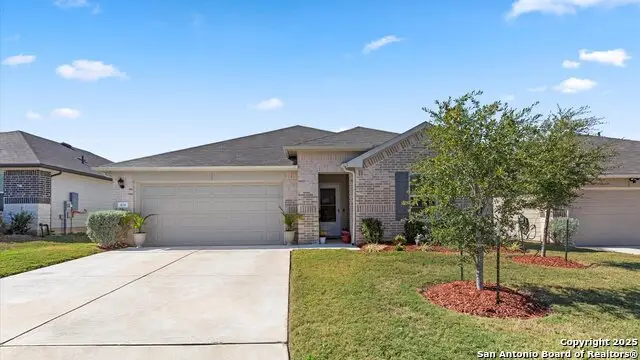 424 Chaco Loop, Seguin, TX 78155 - Image #1