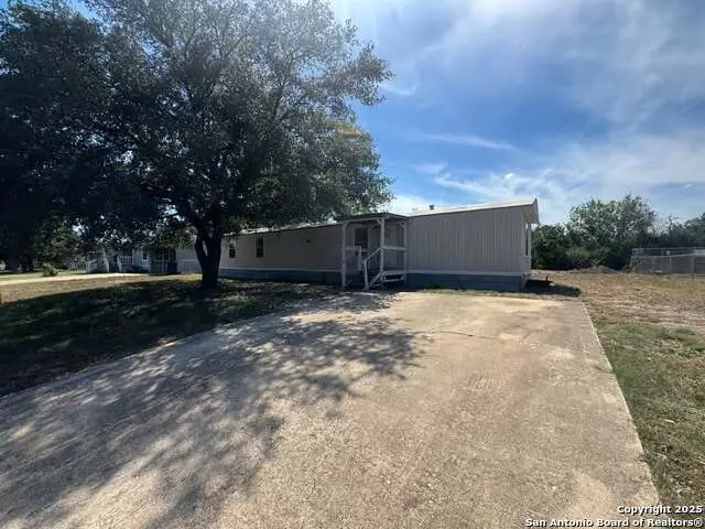 2900 Southern Breeze, Hondo, TX 78861 - Image #2