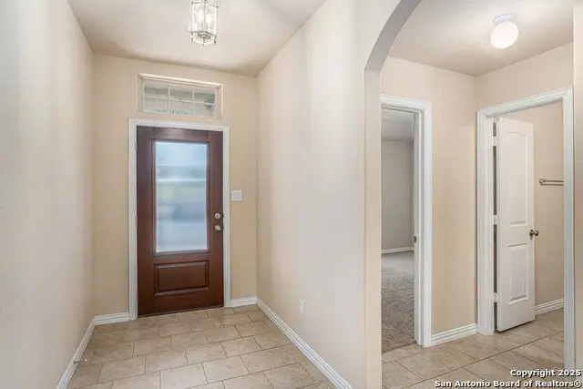 466 Meadow Wind, New Braunfels, TX 78132 - Image #2