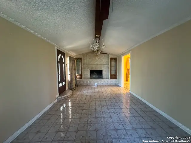 5459 Ergill, San Antonio, TX 78227 - Image #3