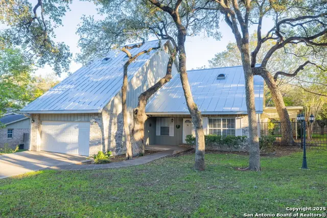 106 E Tanglewood, New Braunfels, TX 78130 - Image #2