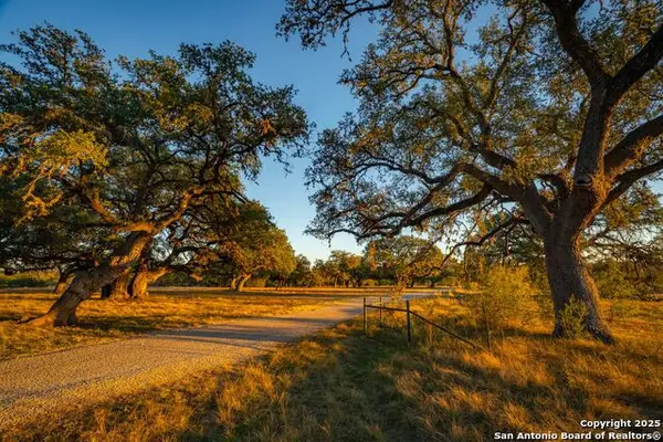 740 Optimist Way, Bandera, TX 78003