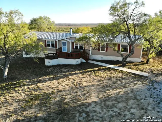 157 County Road 5635, Castroville, TX 78009 - Image #1