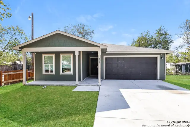 227 Lopez, Seguin, TX 78155 - Image #1