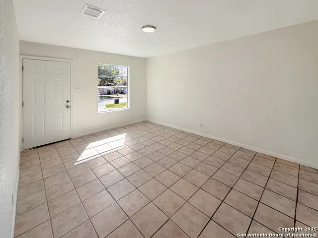 6231 Haven Valley, San Antonio, TX 78242 - Image #3