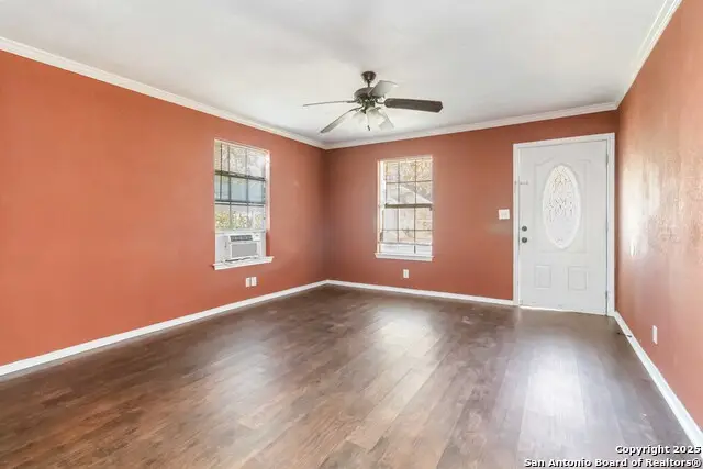 411 Bismark, Seguin, TX 78155 - Image #3