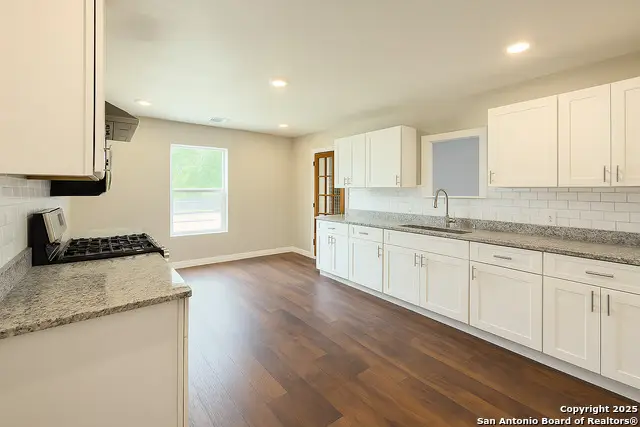 2307 Hicks, San Antonio, TX 78210 - Image #2