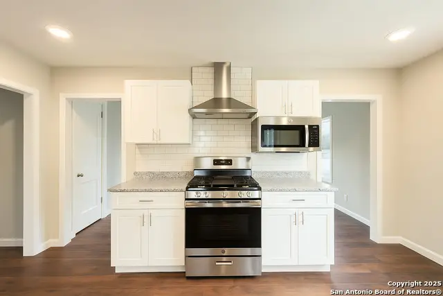 2307 Hicks, San Antonio, TX 78210 - Image #3