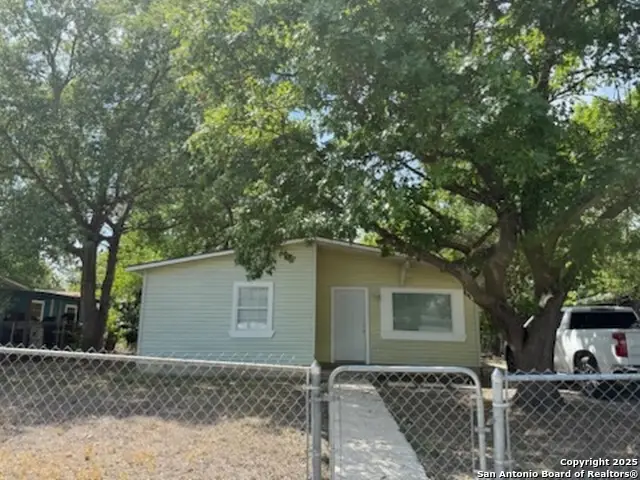 207 Oconee, San Antonio, TX 78211 - Image #2