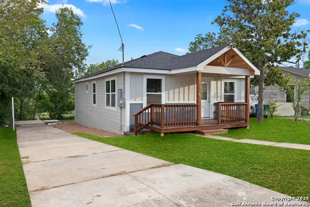 2210 Crockett, San Antonio, TX 78202 - Image #2