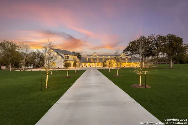 24840 Breeze Oak, San Antonio, TX 78255
