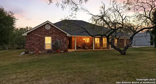 195 Cheyenne, Kingsbury, TX 78638