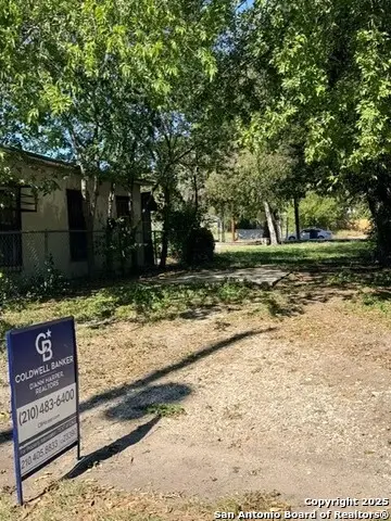 1327 Montezuma, San Antonio, TX 78207