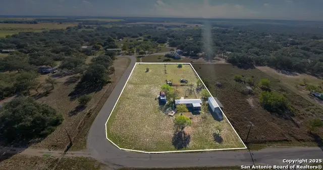 1440 Rendon, Poteet, TX 78065 - Image #2